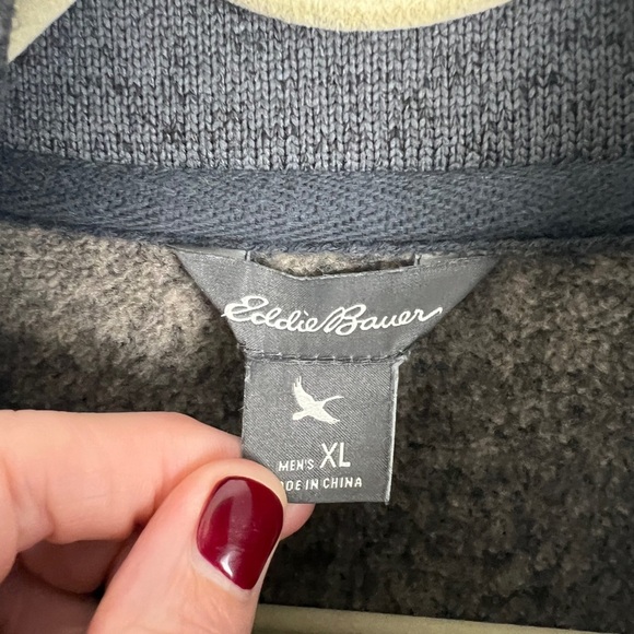 Eddie Bauer Men's Size XL Taupe Gray Radiator Sweater Fleece Vest 2.0 Outdoors - Picture 10 of 11